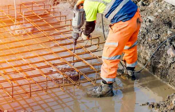 Best Concrete Contractor Near Me  in Hudson, IA